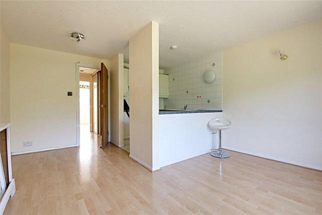 135, Maltby Drive, Enfield photo 4