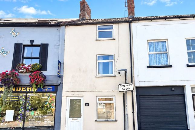 3-bed terraced on 10, South Street, Crewkerne, £60,000