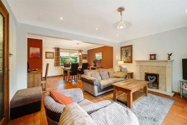 101A,, Easterton Avenue, Glasgow photo 4