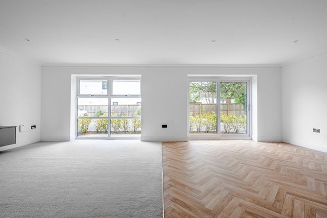 Apt 2, York House 1C Wayside Crescent, Harrogate photo 4