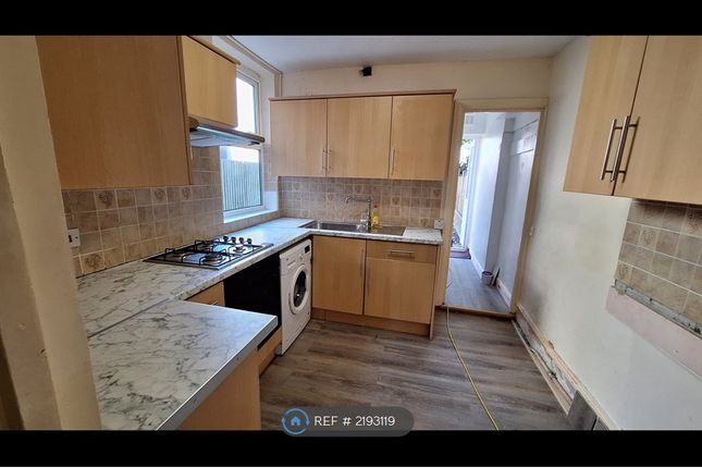 Thumbnail End terrace house to rent in Pemdevon Road, Croydon