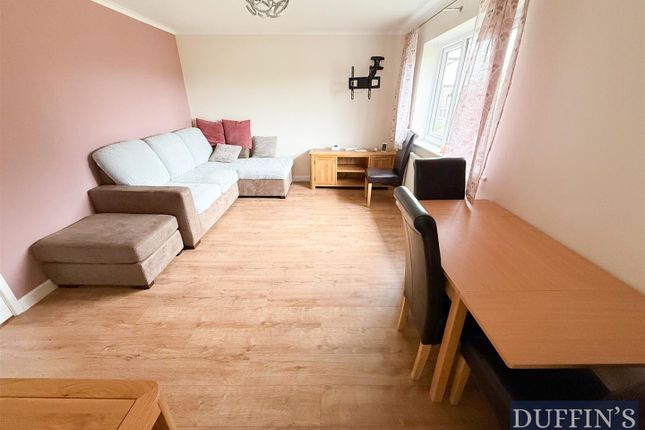 79, Stone Hill Drive, Blackburn photo 3