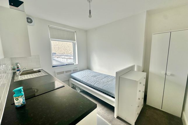 Room1