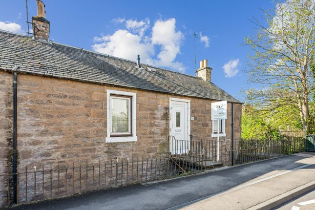 Thumbnail Cottage to rent in Glasgow Road, Perth, Perthshire