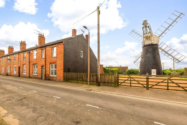 Thumbnail Terraced house for sale in Mill Road, Lincoln