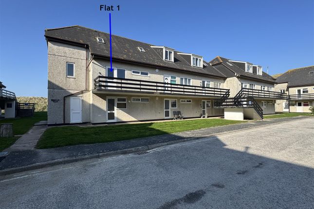 Flat 1, Penvenen, Atlantic Bay, Perranporth photo 2