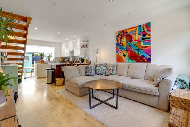 17 Glebelands, West Molesey photo 4