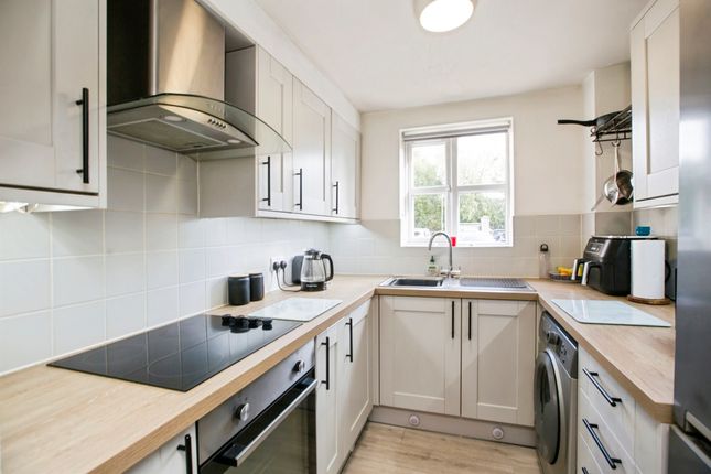 46, The Riverine, Chapel Lane, Sowerby Bridge photo 4