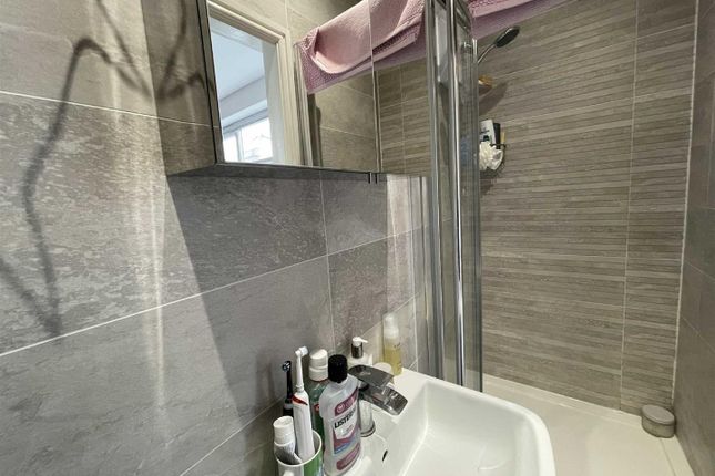 30b, School Road, Sale photo 5