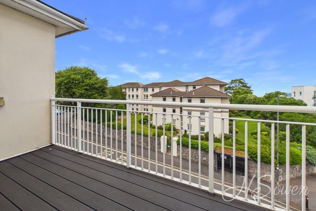 28 Foxlands, York Road, Torquay photo 2