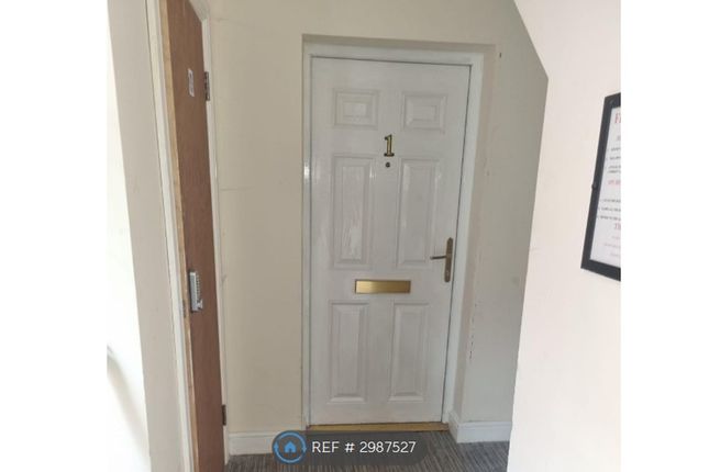 Flat, Stamford St, Ilkeston photo 2
