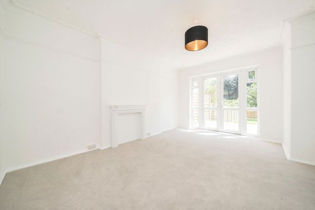 18, St. Dunstans Avenue, London photo 3