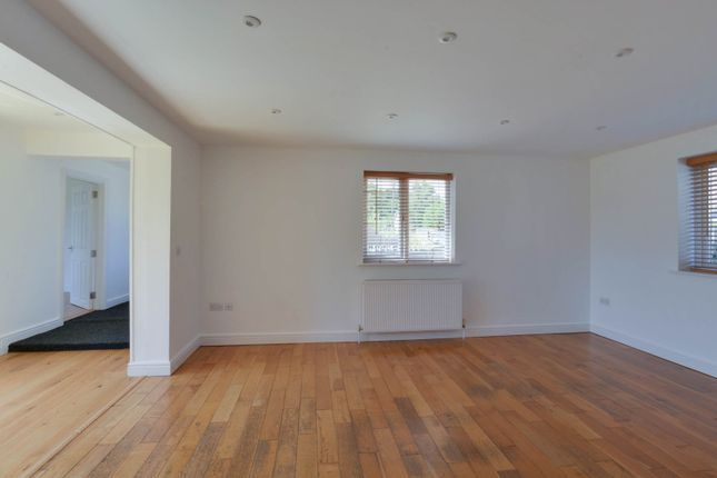35, Westlands Lane, Melksham photo 5