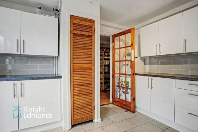 6 Bramley Drive, Cranbrook photo 2