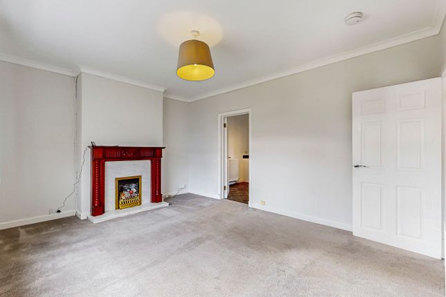 59, Loch Road, Bridge Of Weir photo 4