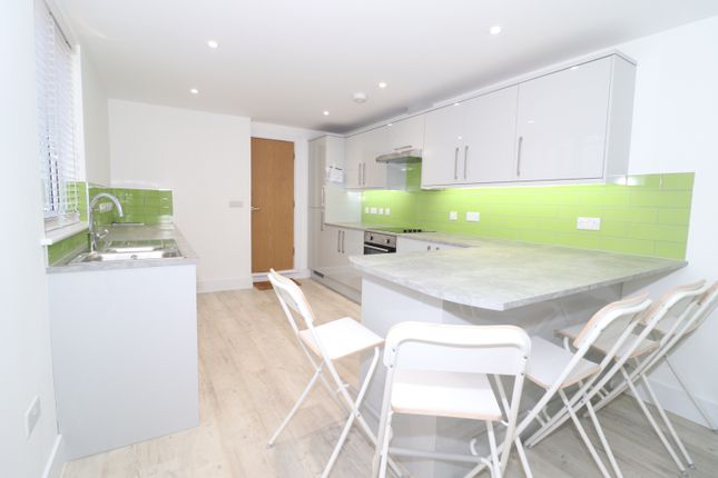 5-bed terraced on 173, Malefant Street, Cardiff, £2,875/mo