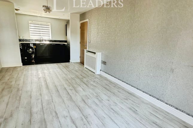 Flat 1, 5, Abbess Way, Waterloovillle photo 4