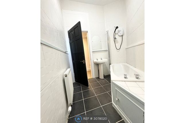 Overton Crescent, Johnstone photo 4
