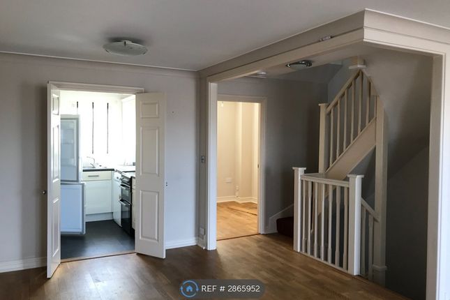 Wharfside Close, Erith photo 4
