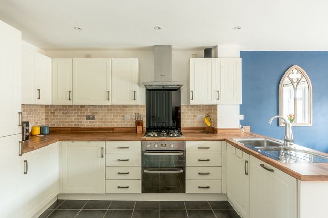 Town house for sale in Swithins Lane, Charlton Hayes, Bristol