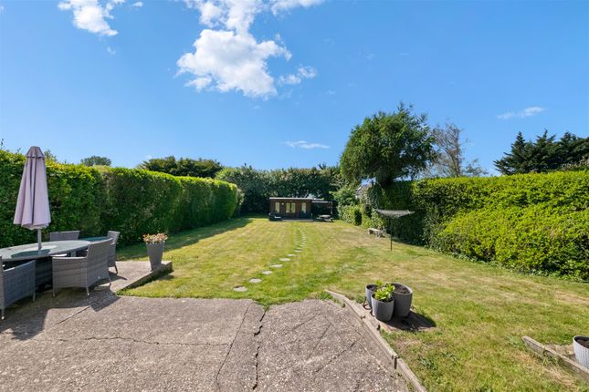 16 Priory Cottages, Harvil Road, Uxbridge photo 4