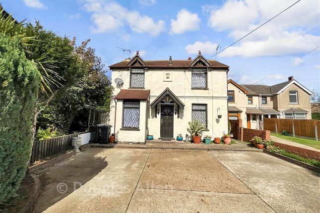 53, Runwell Road, Wickford photo 2