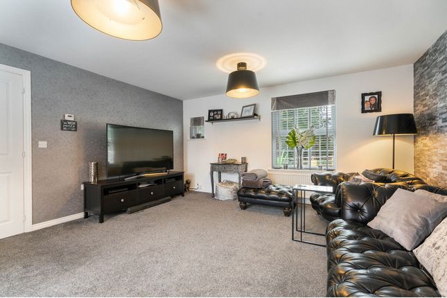 2, Bradgate Close, Narborough Leicester photo 2