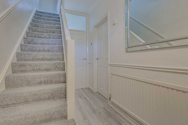 101, Rayleigh Road, Leigh-on-Sea photo 5