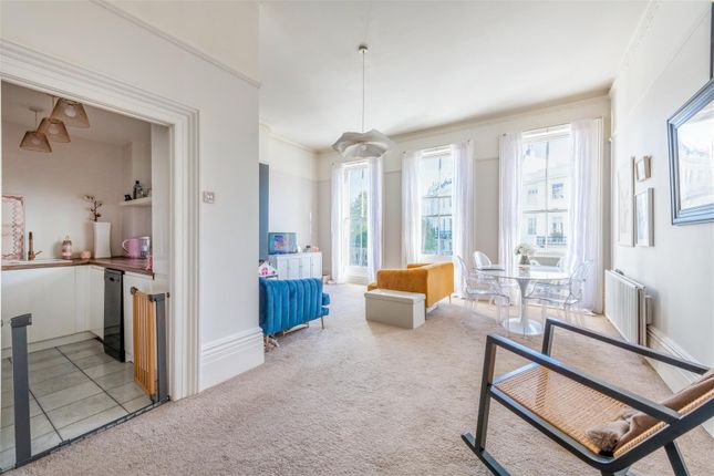 Vernon Terrace, Brighton photo 4