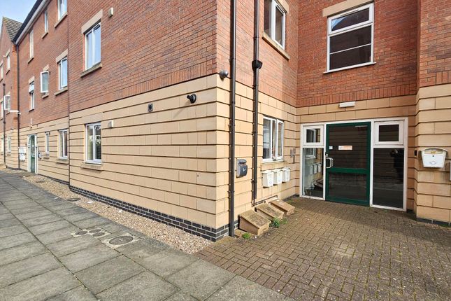 Flat for sale in The Hedgerows, Sleaford