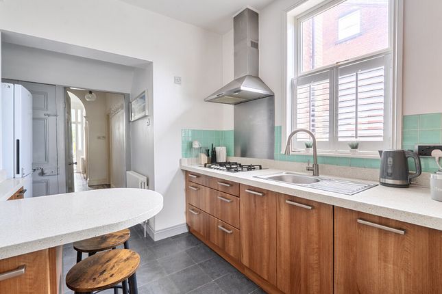 108, Bradford Road, West Yorkshire photo 2