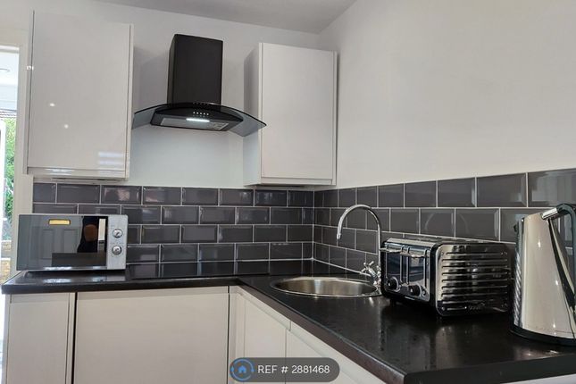 Thornhill Close, Houghton Regis, Dunstable photo 2
