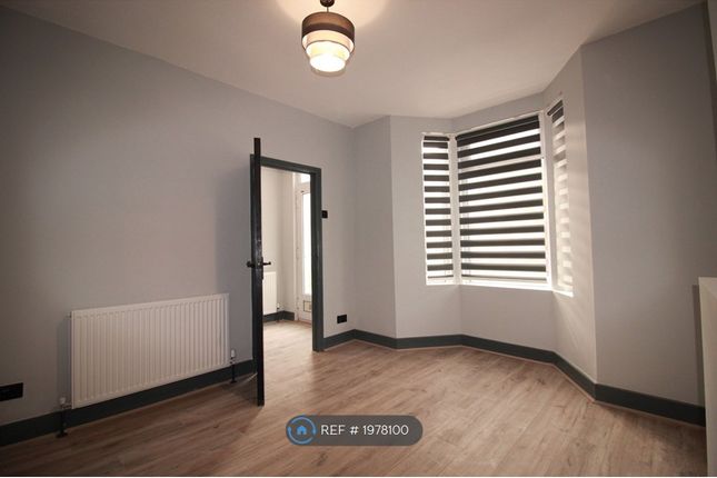 Thumbnail Terraced house to rent in Shrubbery Road, London