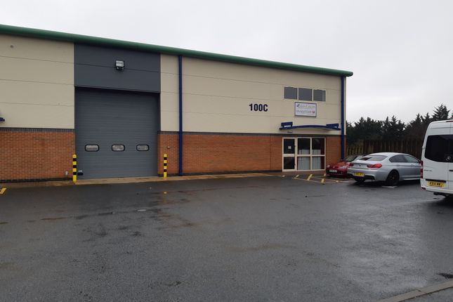 Warehouse to let in Ashchurch Business Centre, Tewkesbury