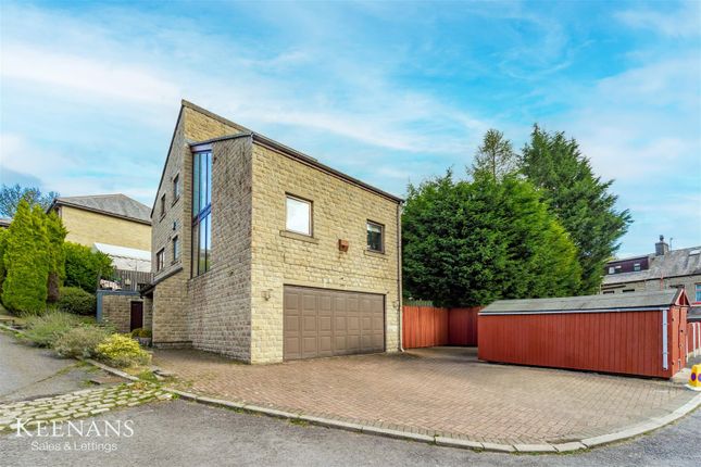 6, Park View Close, Rossendale photo 2
