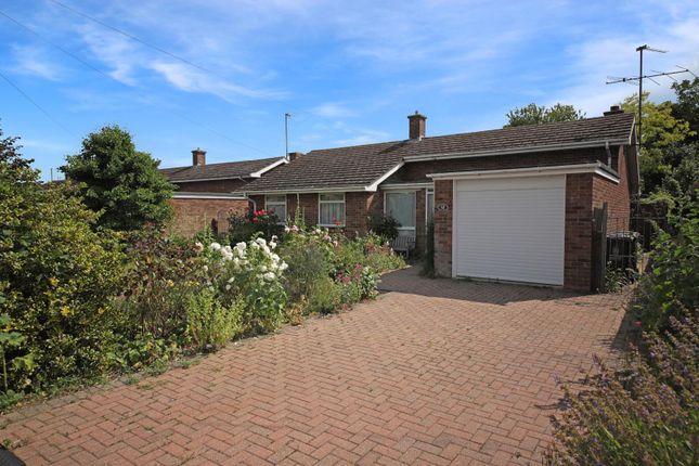 Thumbnail Bungalow for sale in Cromwell Park, Over, Cambridge