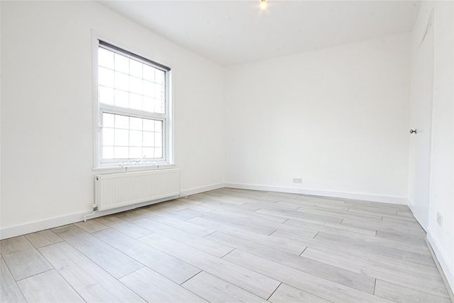 1, Belmont Avenue, Edmonton photo 5