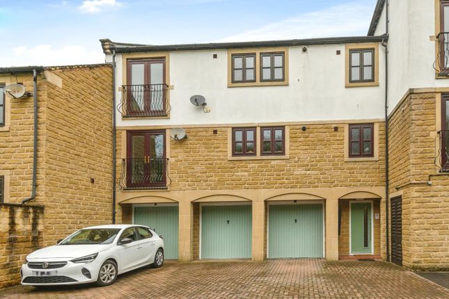 Thumbnail Flat for sale in Tawny Beck, Leeds