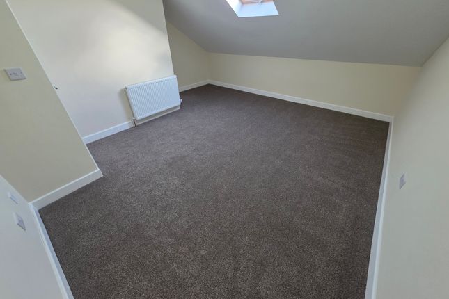 48, Rossefield Road, Bradford photo 5