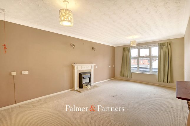 58, Godfreys Mews, Essex photo 2