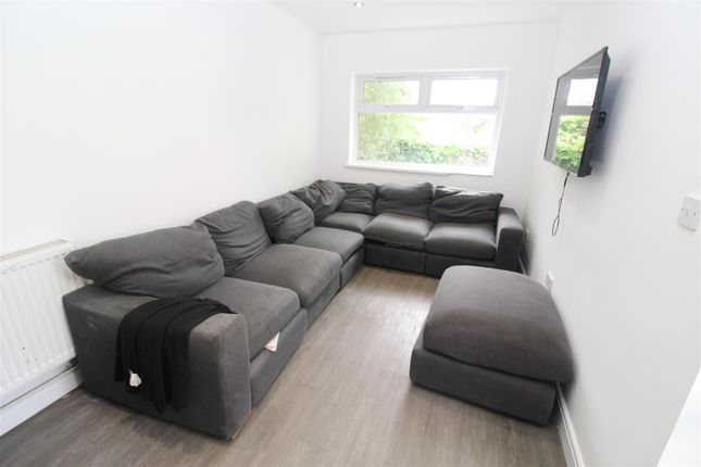5, Norman Street, Cardiff photo 4