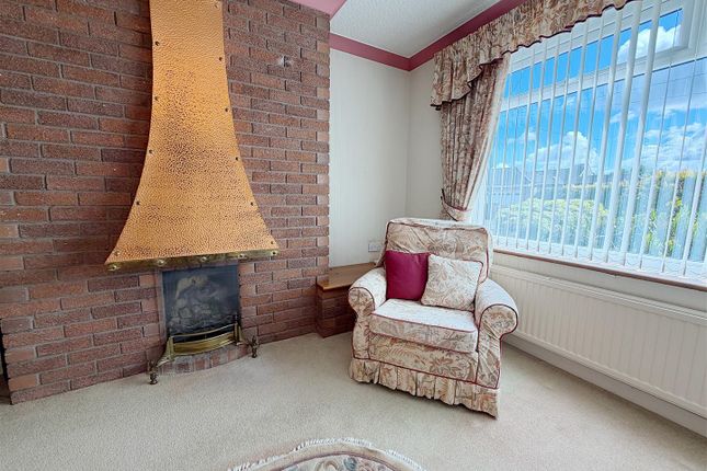 4., Devon Close, Wrexham photo 4