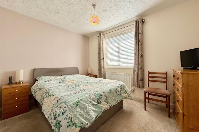 24, Millview, Great Yarmouth photo 5