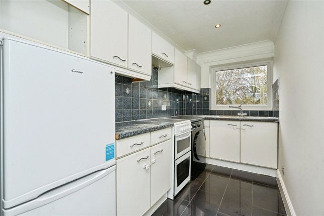 10, The Warren, Isle of Wight photo 4