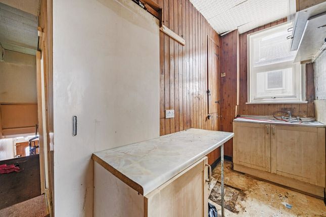 62a, Heaton Road, Mitcham photo 4