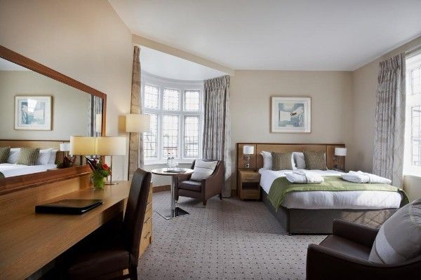 Flat for sale in North London Hotel Rooms, Wellington Road, London