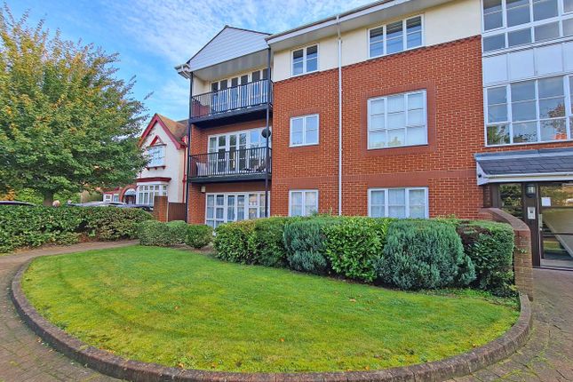 Thumbnail Flat to rent in St Kathryn's Place, Upminster