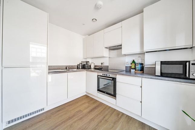 Flat for sale in Navigation Drive, Ware, East Hertfordshire