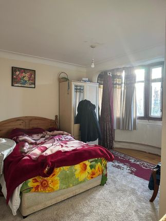 Terraced house for sale in Ilford Lane, Ilford