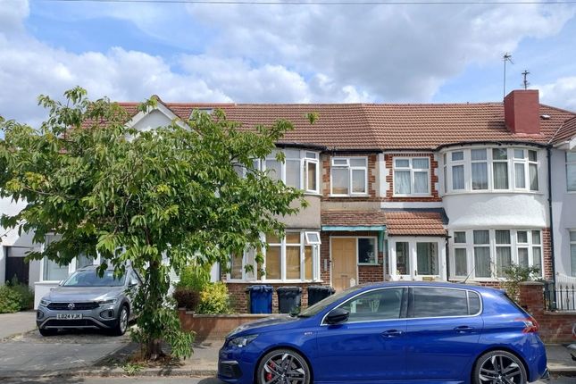 6-bed house on 50, Hodder Drive, Greenford, £570,000